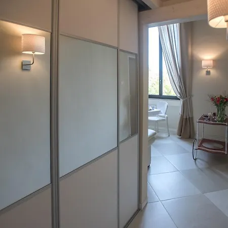 Palazzo Belsanti 4* レッチェ