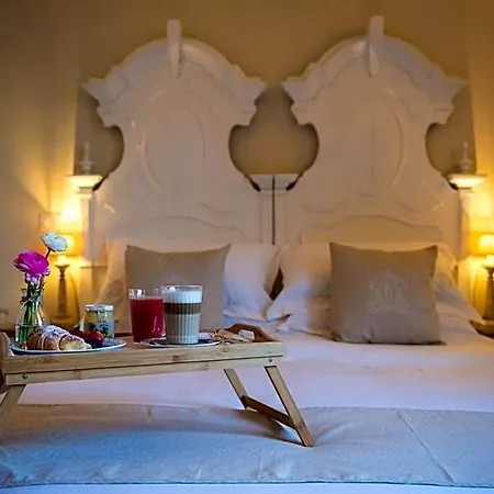 Palazzo Belsanti Bed & Breakfast 4*